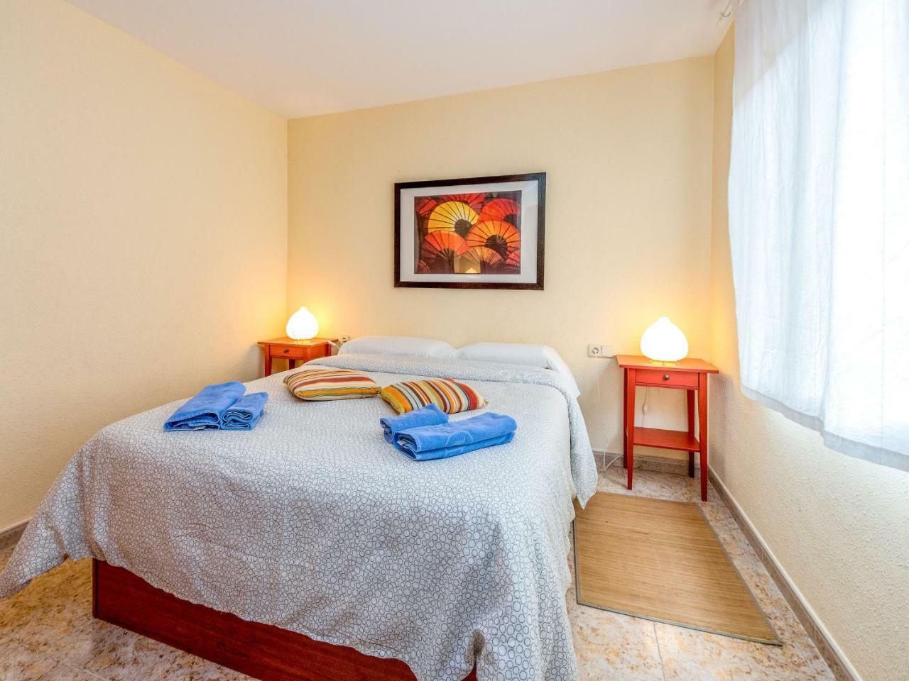 Apartment Camp Nou- Travessera De Les Corts By Interhome برشلونة المظهر الخارجي الصورة