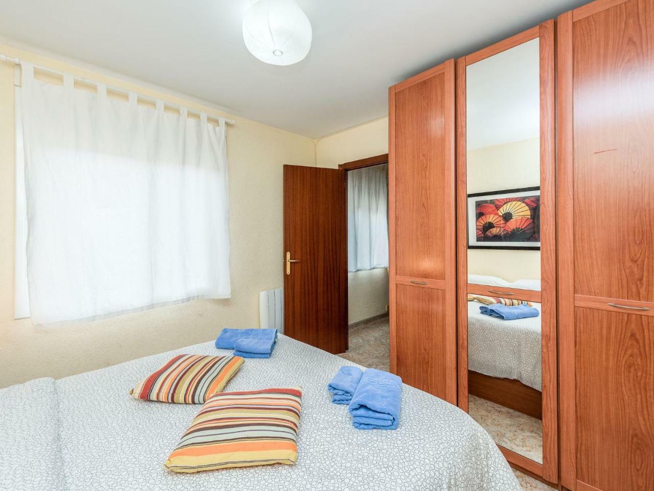 Apartment Camp Nou- Travessera De Les Corts By Interhome برشلونة المظهر الخارجي الصورة