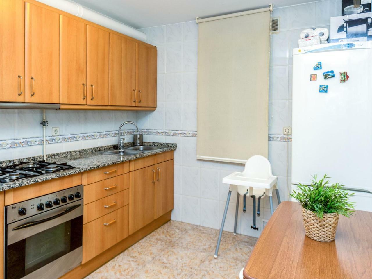 Apartment Camp Nou- Travessera De Les Corts By Interhome برشلونة المظهر الخارجي الصورة